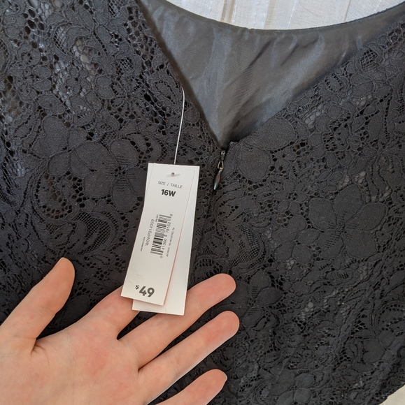 NEW Joe Fresh Black Lace Dress, Sz. 16W - Picture 3 of 3
